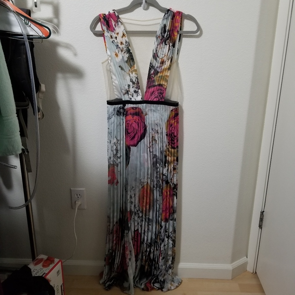 Floral bebe romper